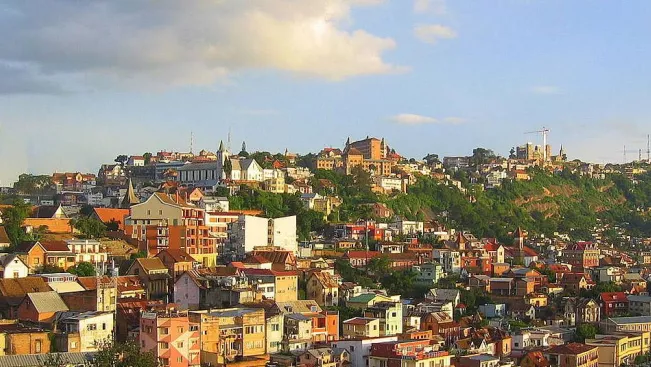 antananarivo_city_heights.jpg (DE)