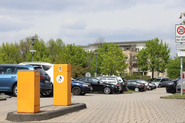 St. Augustin bei Bonn: Parken mit Folgen - Autofahrerin kassiert Verwarnung